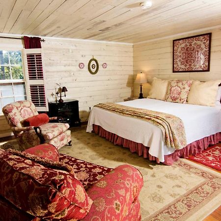 Glen-Ella Springs Hotel & Restaurant Clarkesville Oda fotoğraf
