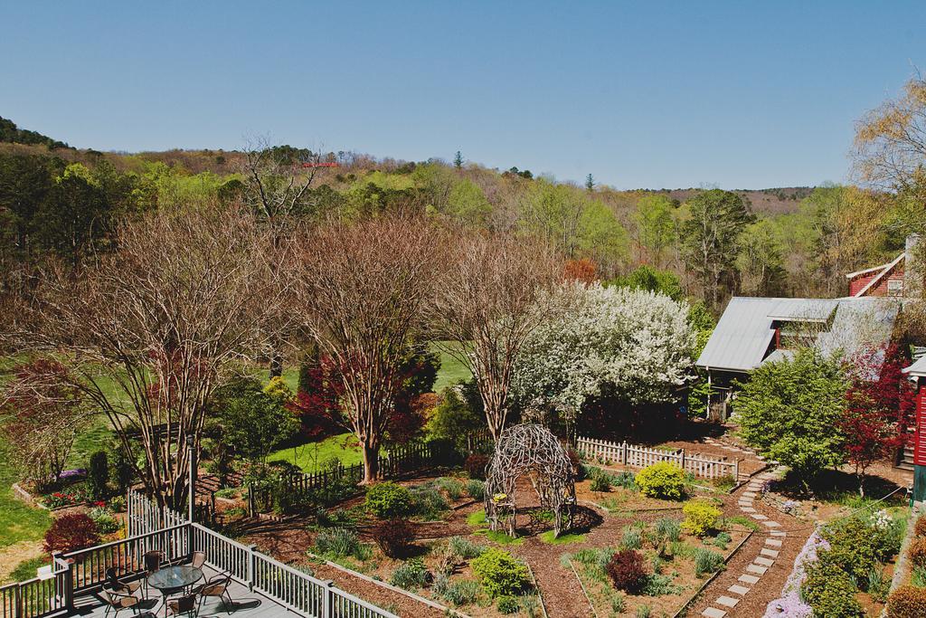 Glen-Ella Springs Hotel & Restaurant Clarkesville Dış mekan fotoğraf