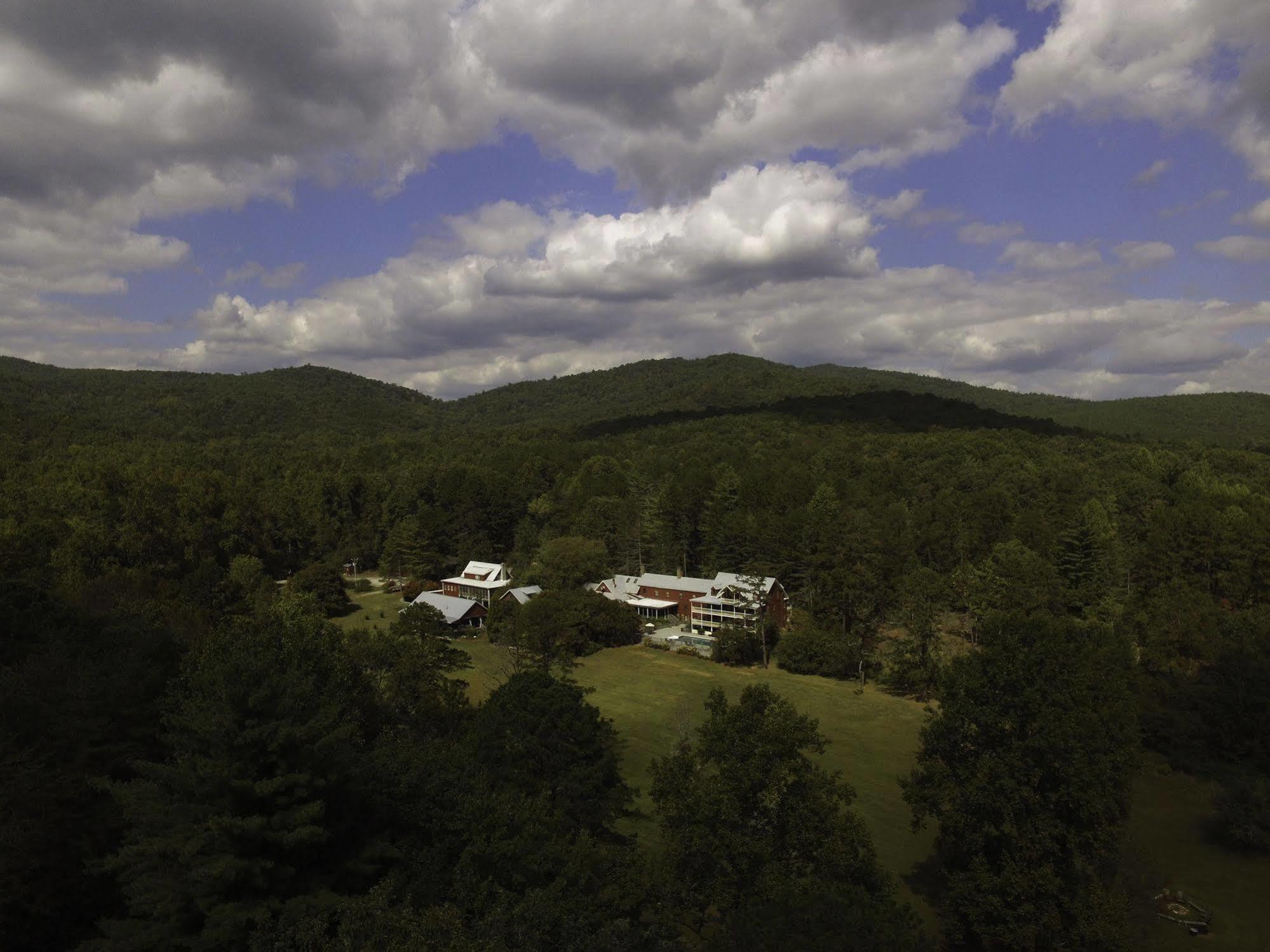 Glen-Ella Springs Hotel & Restaurant Clarkesville Dış mekan fotoğraf
