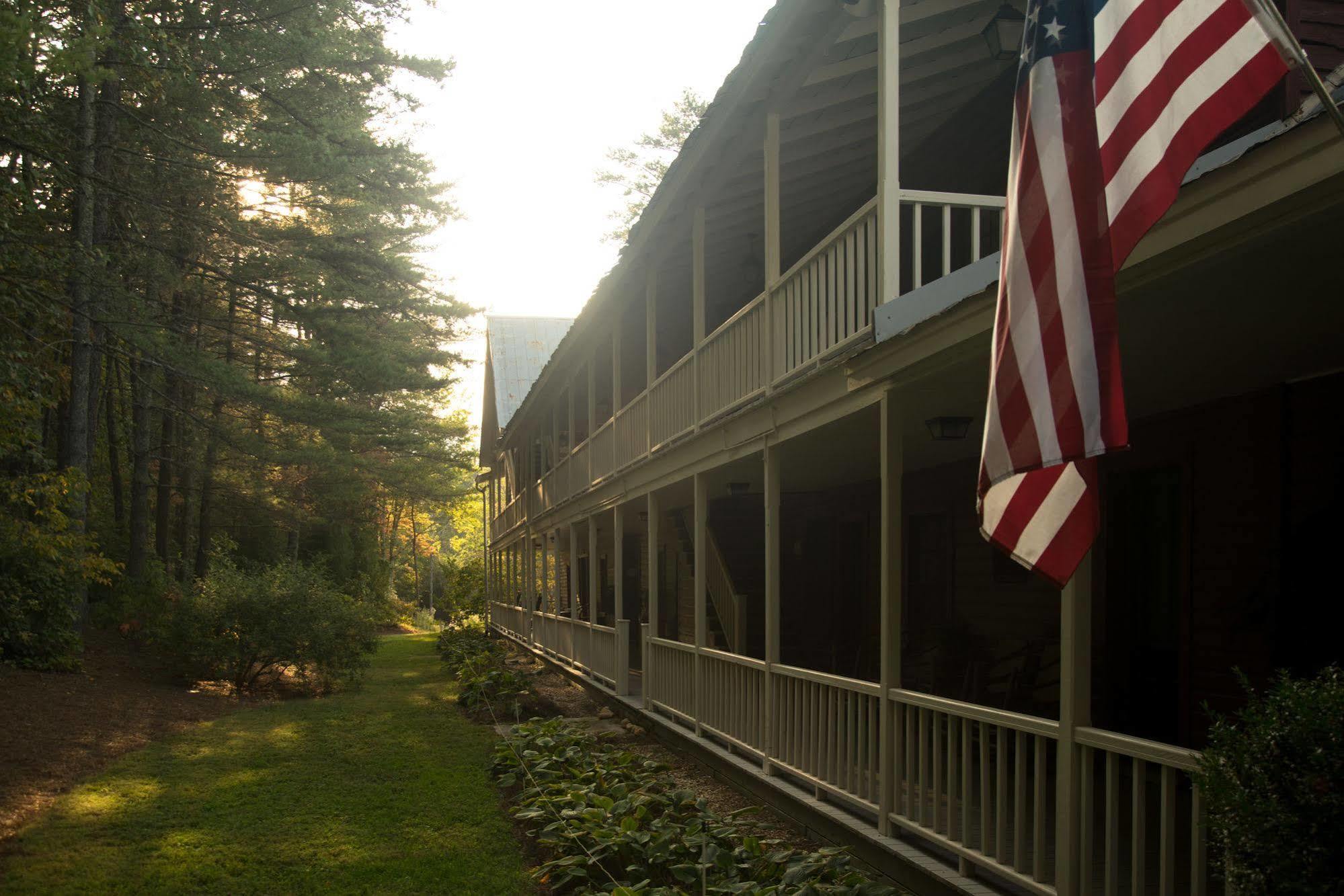 Glen-Ella Springs Hotel & Restaurant Clarkesville Dış mekan fotoğraf
