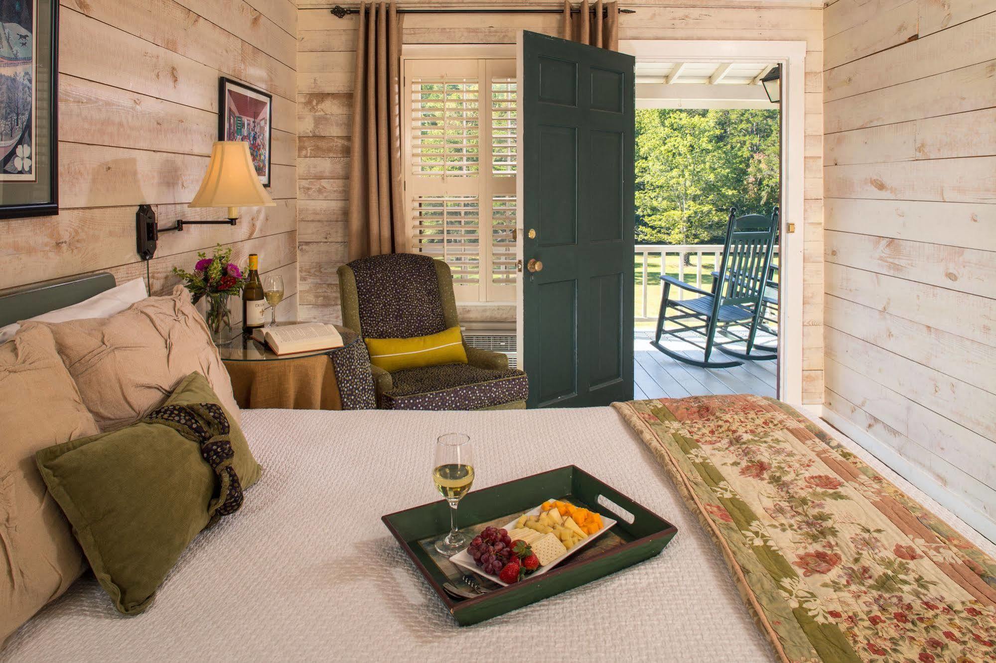Glen-Ella Springs Hotel & Restaurant Clarkesville Dış mekan fotoğraf