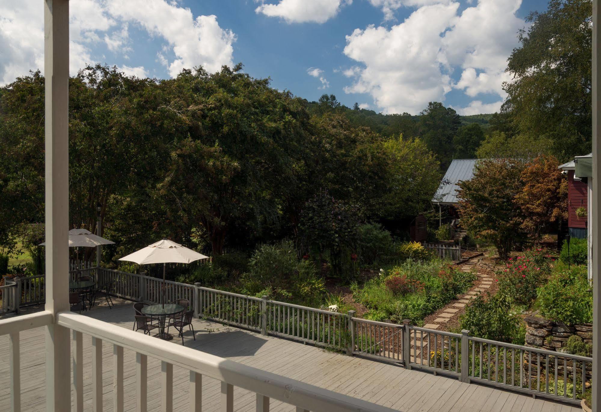 Glen-Ella Springs Hotel & Restaurant Clarkesville Dış mekan fotoğraf